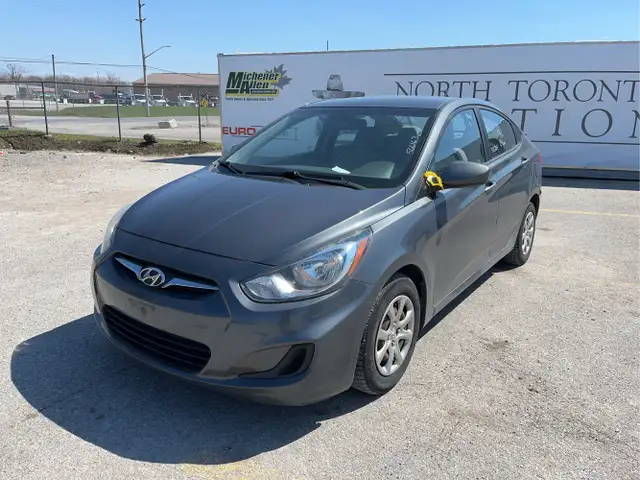 2013 Hyundai ACCENT