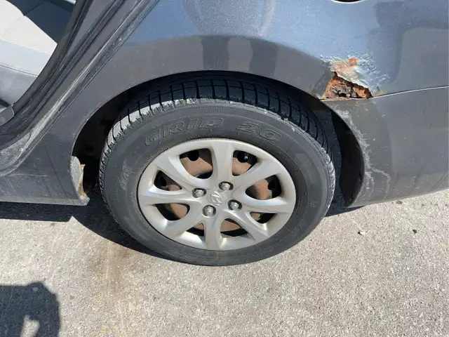 2013 Hyundai ACCENT - Photo 23