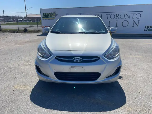 2015 Hyundai ACCENT - Photo 2