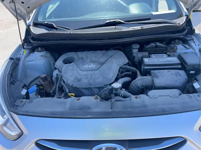 2015 Hyundai ACCENT - Photo 9