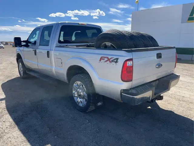 2014 Ford F-250 Super Duty - Photo 3