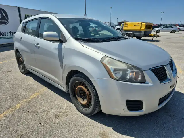 2009 Pontiac Vibe - Photo 3