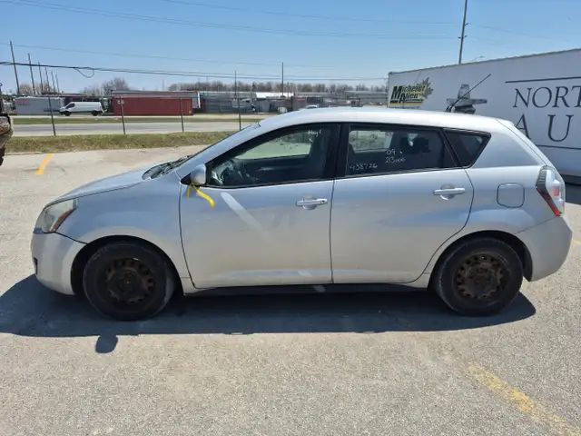 2009 Pontiac Vibe - Photo 8