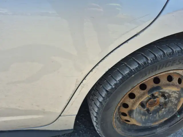 2009 Pontiac Vibe - Photo 23