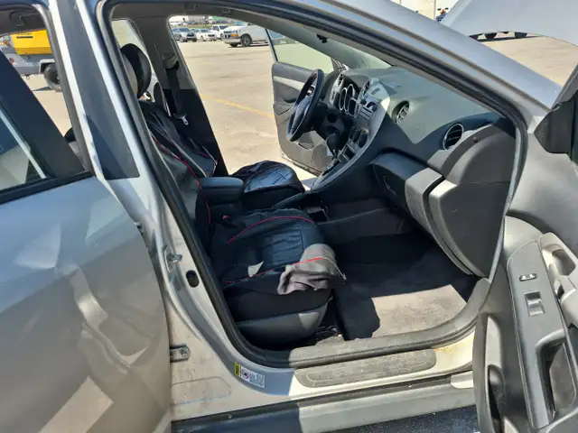 2009 Pontiac Vibe - Photo 39