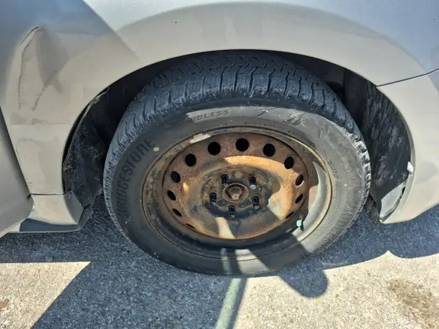 2009 Pontiac Vibe - Photo 40