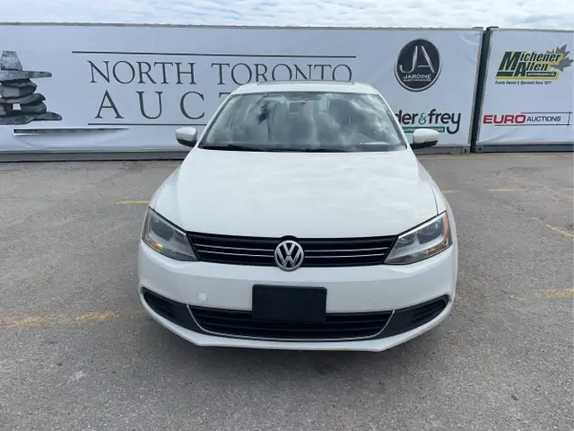 2013 Volkswagen Jetta - Photo 2