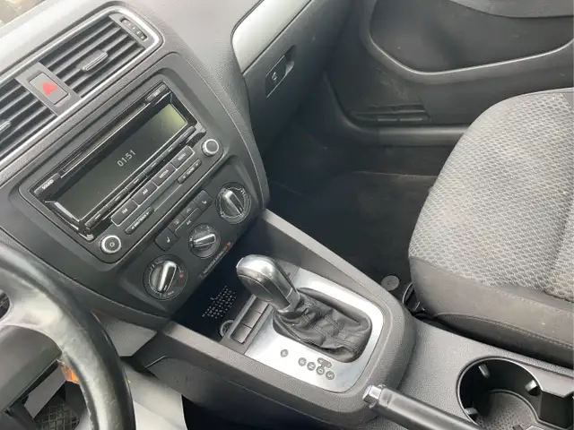 2013 Volkswagen Jetta - Photo 13