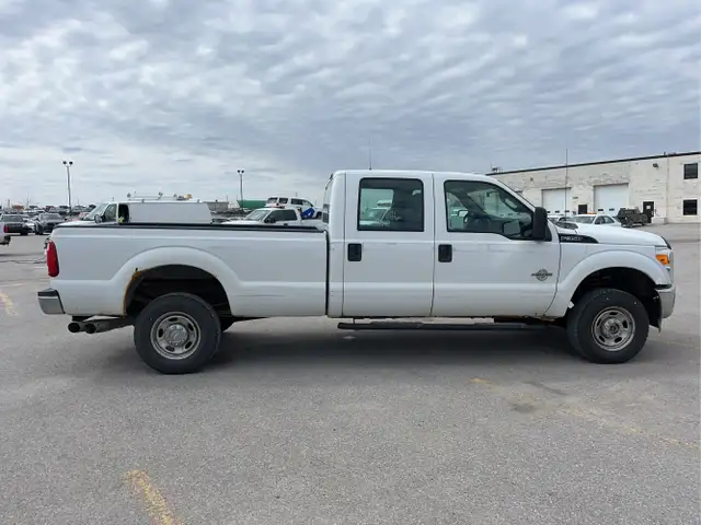 2011 Ford F-350 Super Duty - Photo 6