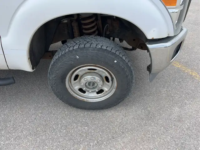 2011 Ford F-350 Super Duty - Photo 8