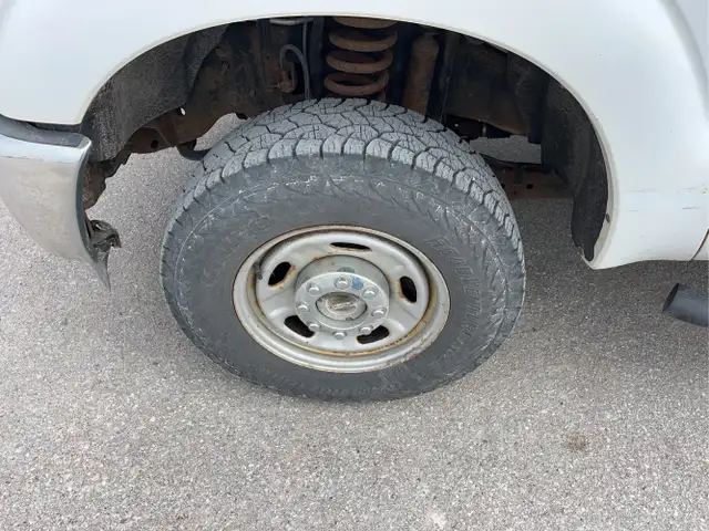 2011 Ford F-350 Super Duty - Photo 11