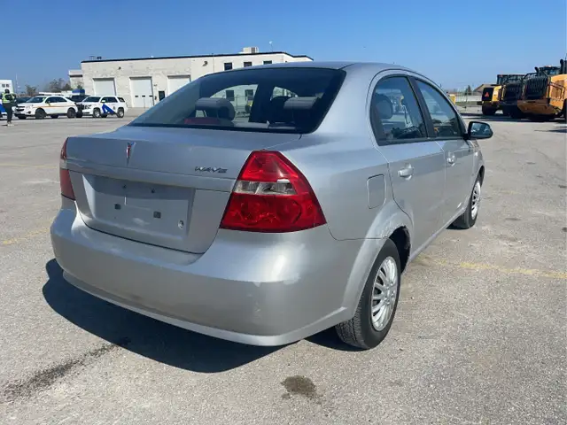 2007 Pontiac Wave - Photo 5