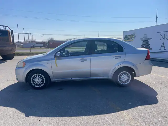 2007 Pontiac Wave - Photo 8