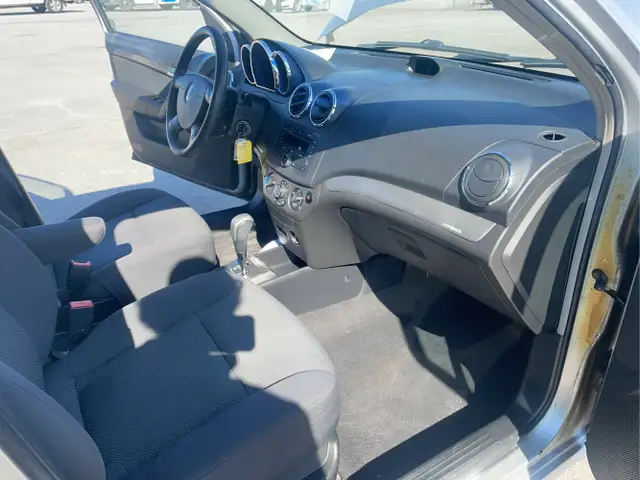 2007 Pontiac Wave - Photo 18