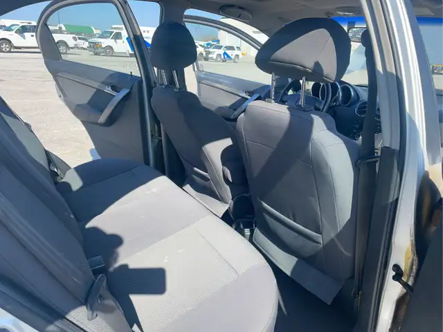 2007 Pontiac Wave - Photo 19