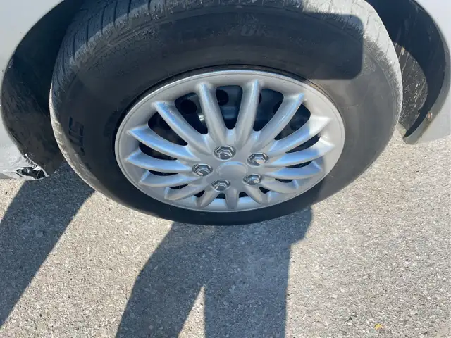 2007 Pontiac Wave - Photo 21