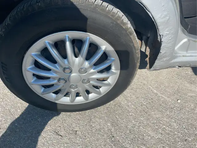 2007 Pontiac Wave - Photo 22