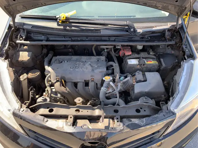 2014 Toyota Yaris - Photo 9