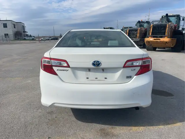 2012 Toyota Camry Hybrid - Photo 6