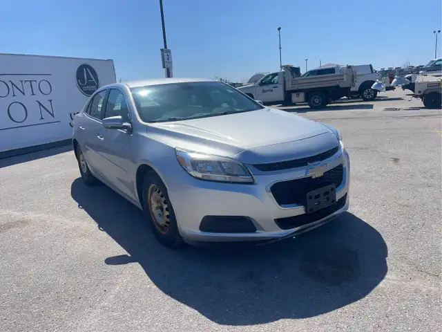 2016 Chevrolet Malibu Limited - Photo 3