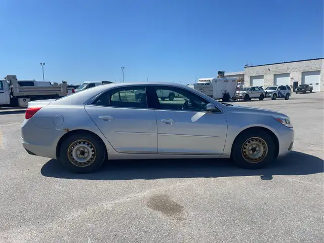 2016 Chevrolet Malibu Limited - Photo 4
