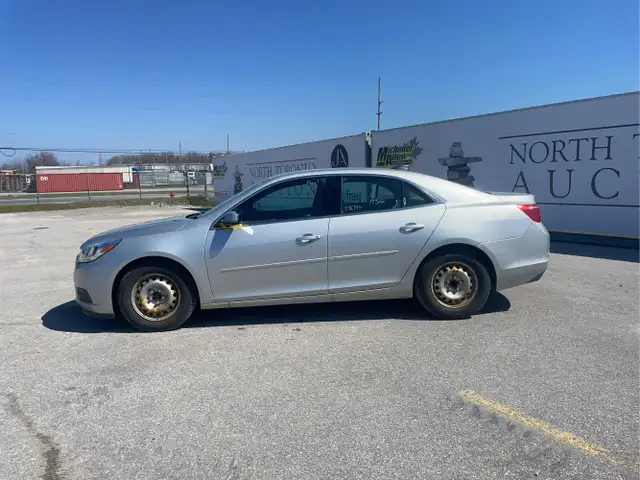 2016 Chevrolet Malibu Limited - Photo 8