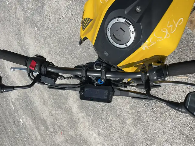 2023 Honda Cb - Photo 9