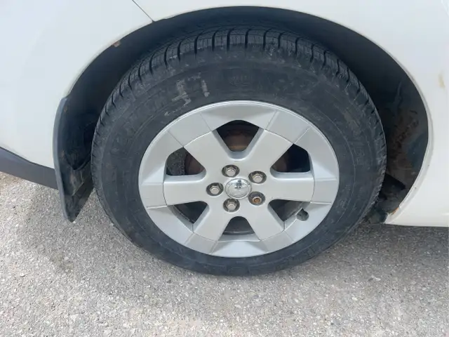 2005 Toyota Prius - Photo 21