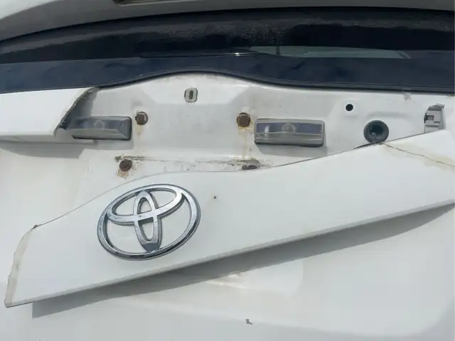 2005 Toyota Prius - Photo 29
