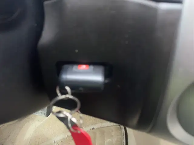 2005 Toyota Prius - Photo 34