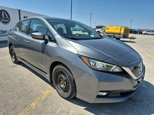 2019 Nissan LEAF - Photo 3