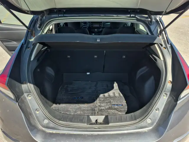 2019 Nissan LEAF - Photo 24
