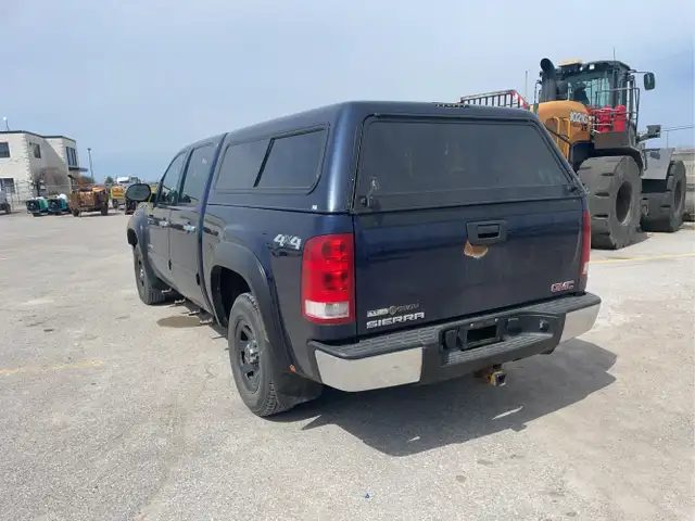 2010 GMC Sierra 1500 - Photo 7