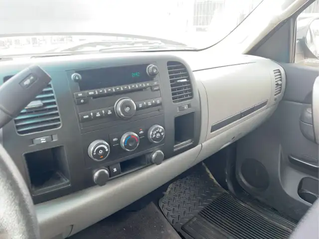 2010 GMC Sierra 1500 - Photo 13