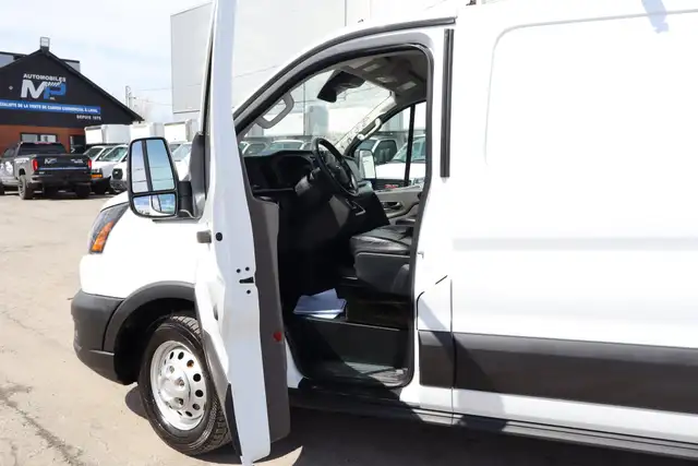 Ford Transit Cargo Van T-150 CARGO 130WB / 4X4 AWD / 1 SEUL PROP - Photo 7