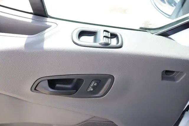 Ford Transit Cargo Van T-150 CARGO 130WB / 4X4 AWD / 1 SEUL PROP - Photo 8