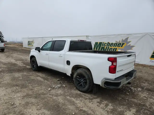 2020 Chevrolet Silverado 1500 - Photo 2