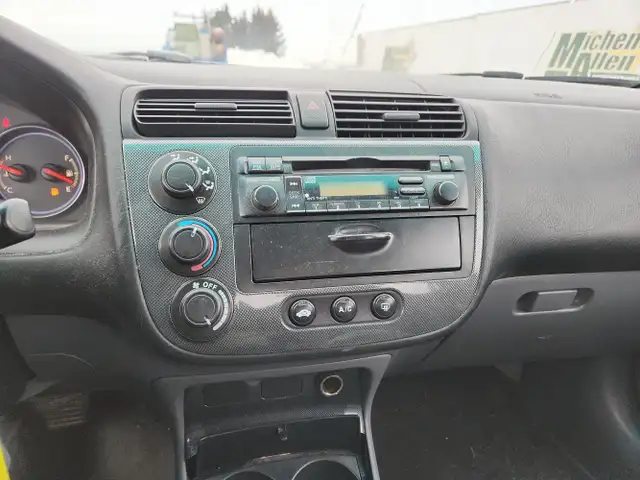 2004 Honda Civic - Photo 21