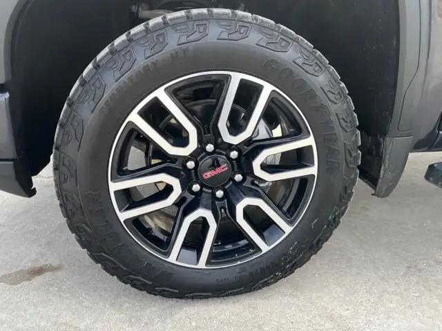 2025 GMC Sierra 1500 - Photo 6