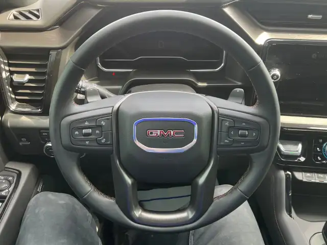 2025 GMC Sierra 1500 - Photo 12