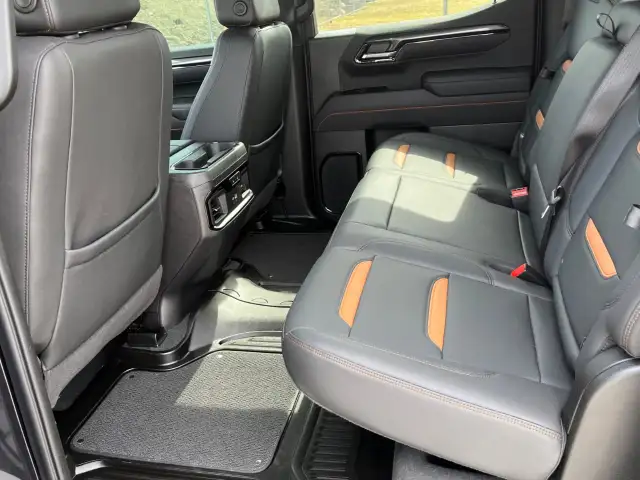 2025 GMC Sierra 1500 - Photo 19