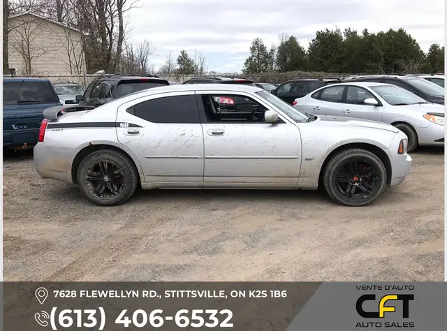 2010 Dodge Charger SXT - Photo 4