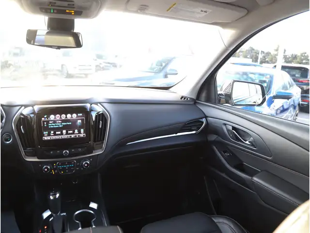 2019 Chevrolet Traverse AWD 4dr Premier w/1LZ - Backup Camera / - Photo 24