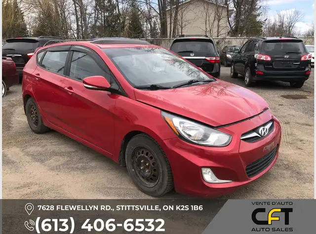 2013 Hyundai Accent SE - Photo 2