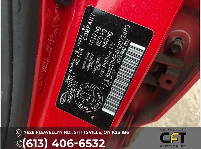 2013 Hyundai Accent SE - Photo 12