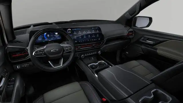 2026 Chevrolet Silverado EV Max Range Trail Boss - Photo 4