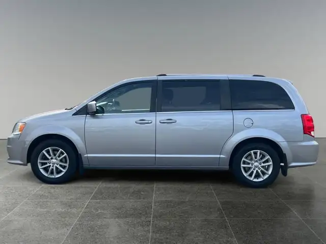 2020 Dodge Grand Caravan Premium Plus - Photo 2