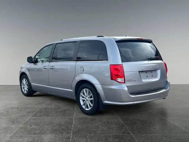 2020 Dodge Grand Caravan Premium Plus - Photo 4