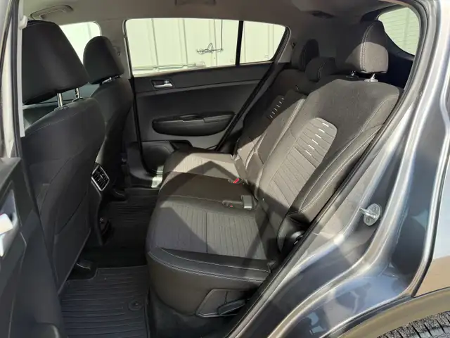 2017 Kia Sportage EX AWD - Photo 9