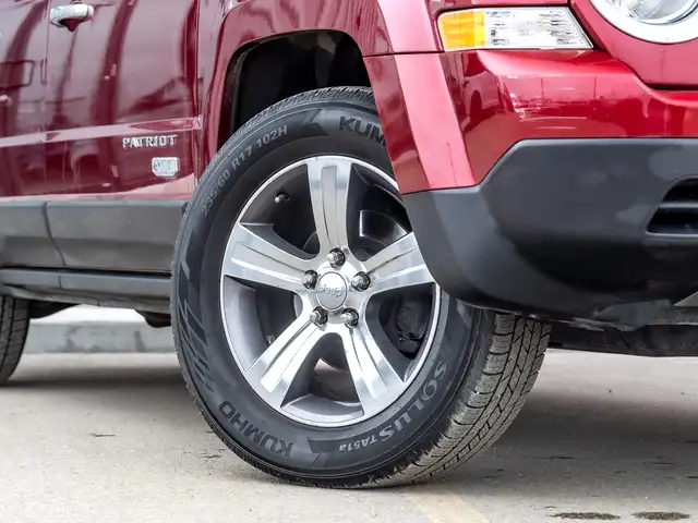 2016 Jeep Patriot High Altitude - One Owner | Remote Start | 4x4 - Photo 4